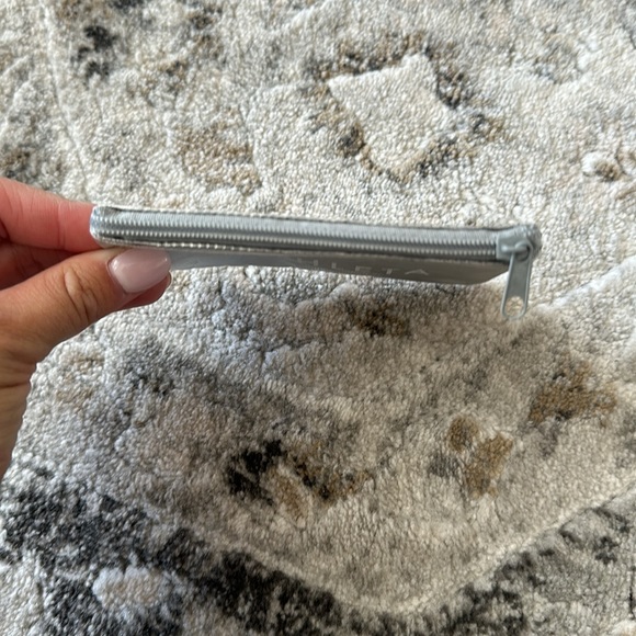 Athleta Card Holder - Picture 4 of 4